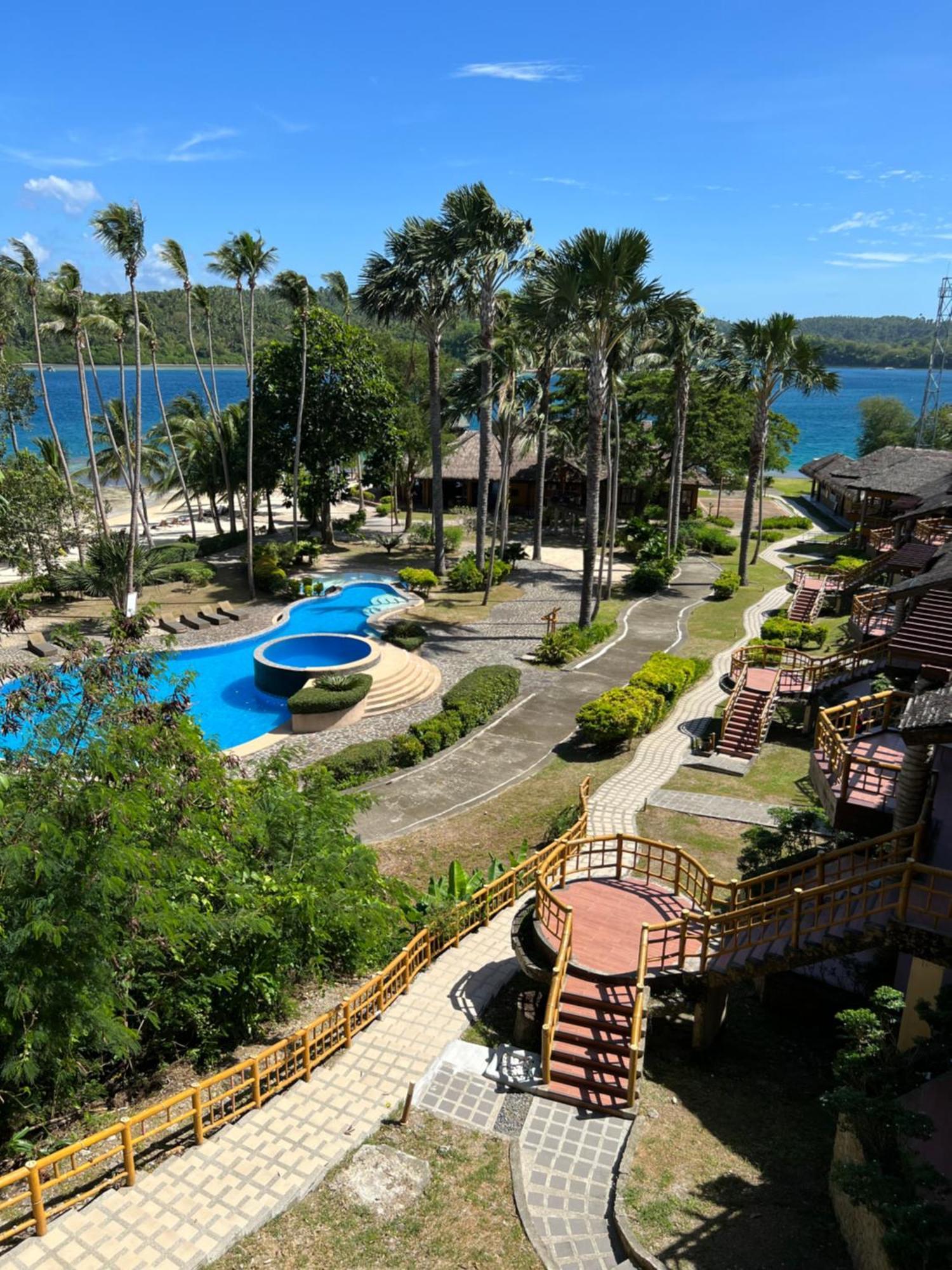 Fridays Puerto Galera Hotel Luaran gambar