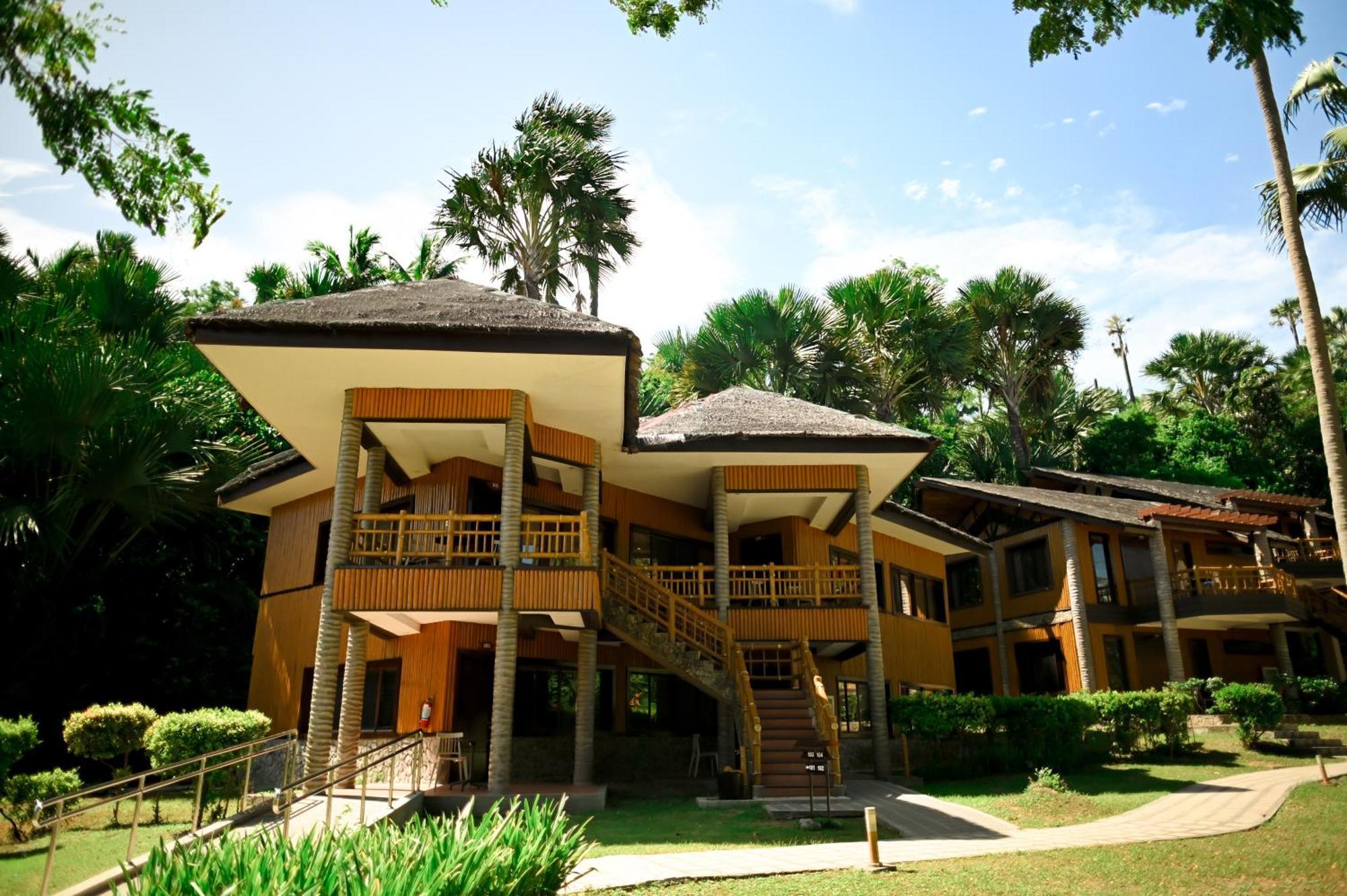 Fridays Puerto Galera Hotel Luaran gambar